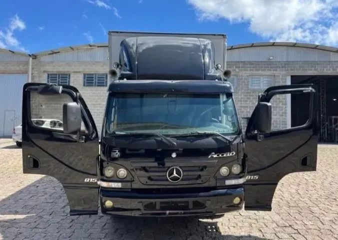 mb acelo 815 4x2 2013 bau  - Foto 5
