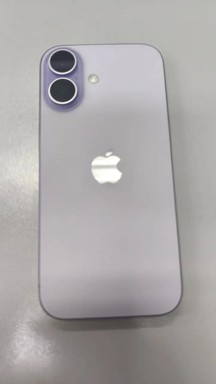 iPhone 17 Lilás 256GB