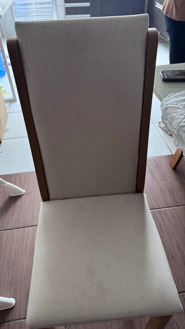 Mesa com 6 cadeiras - Foto 2
