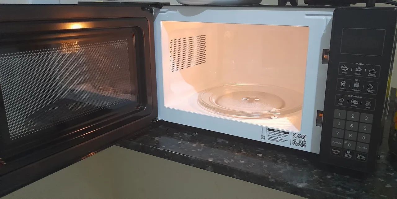 Microondas 21 litros Novo - Foto 2