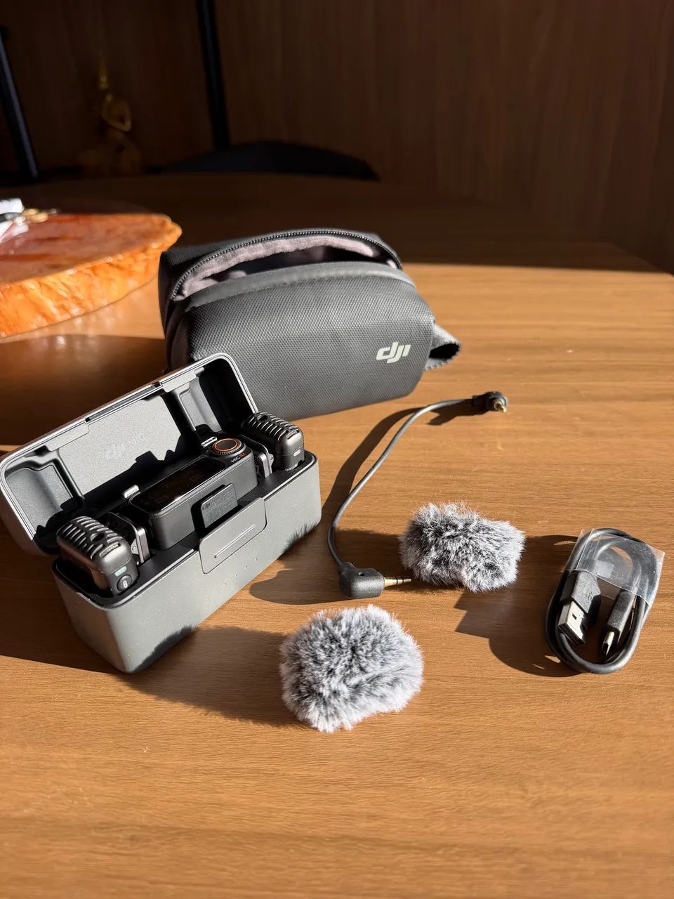 Microfone Dji Mic 2 (2tx Microfone + 1rx Receptor + 1 Case) - Foto 2