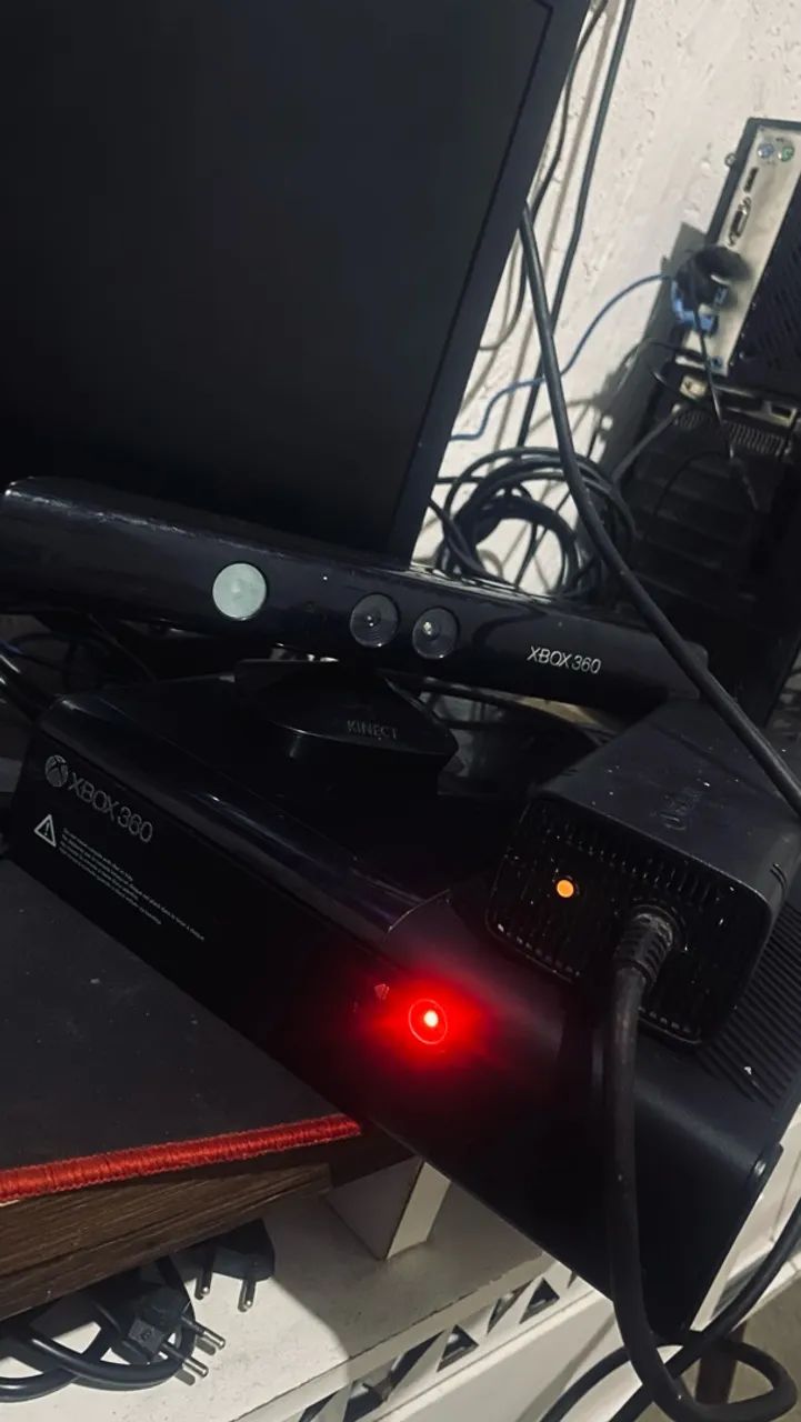 Xbox 360 super slim com Kinect  - Foto 2