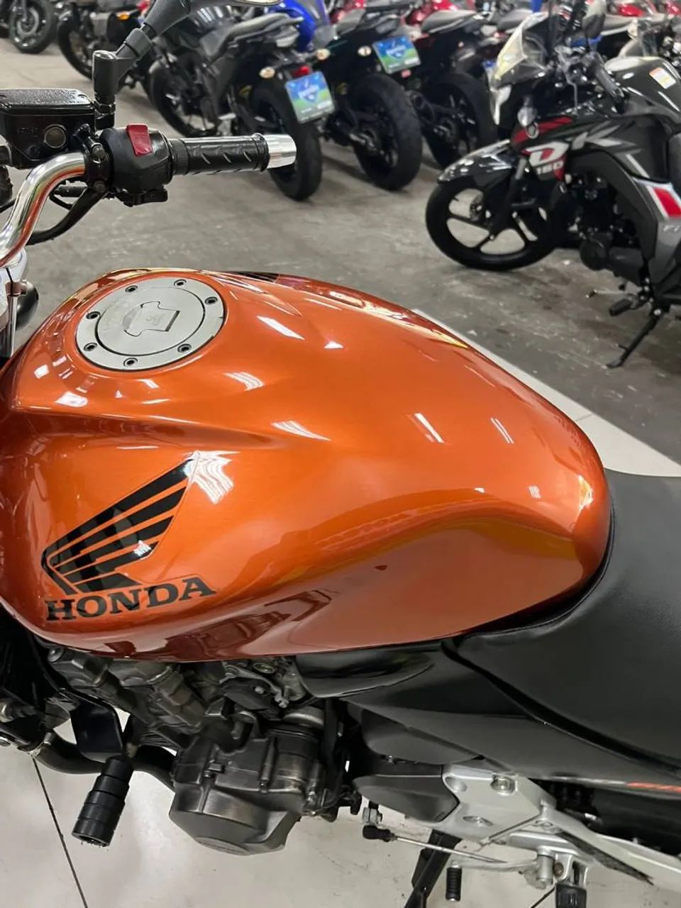 HONDA CB 600F HORNET - Foto 8