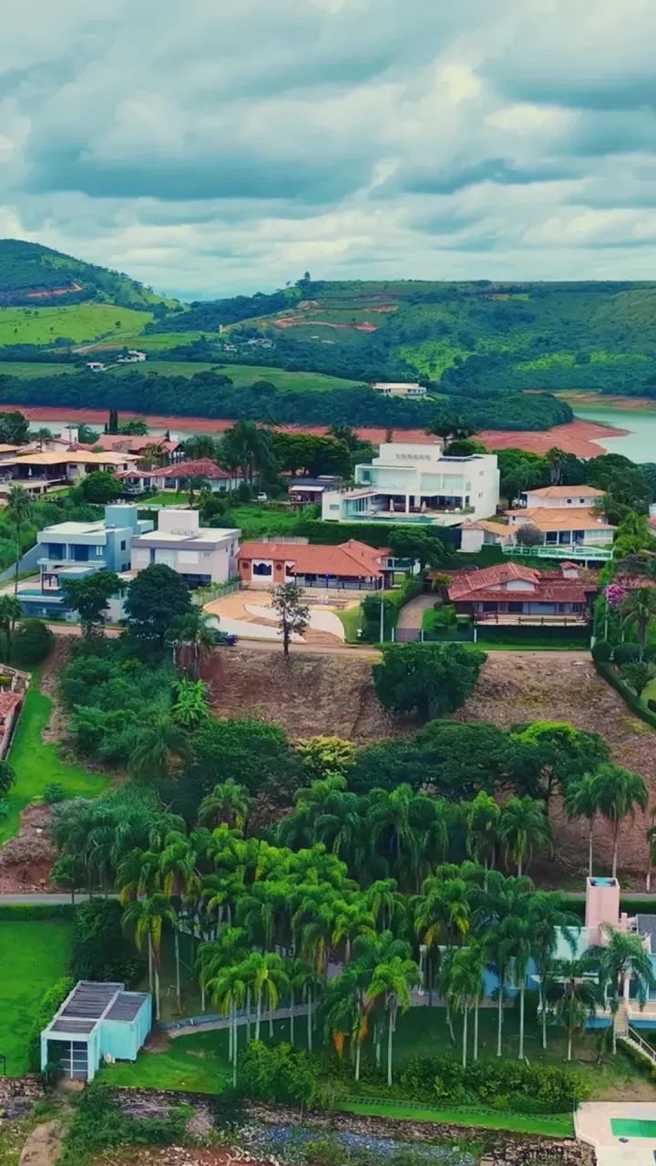 Imóvel rustico e mobilhado em Escarpas do Lago , possui 5 suítes, piscina e jacuzzi - Capi - Foto 3