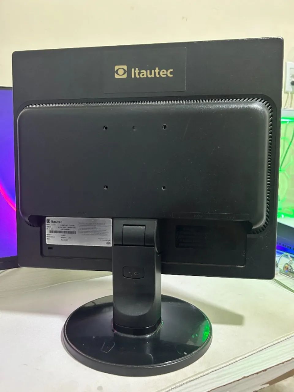 Monitor Itautec L1742TEU 17" - Foto 4