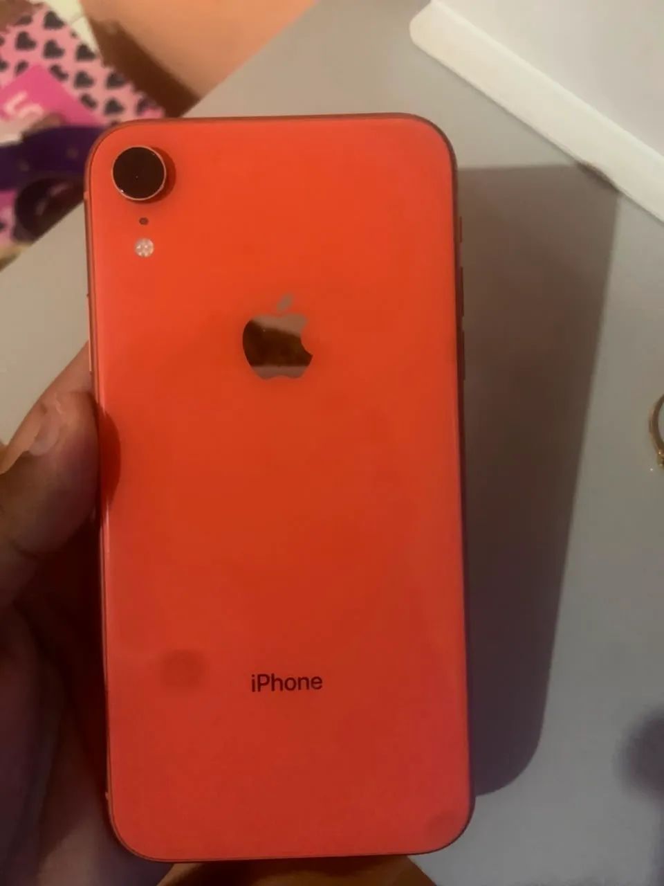 Vendo IPhone XR ou troco no 11 com volta minha  - Foto 2