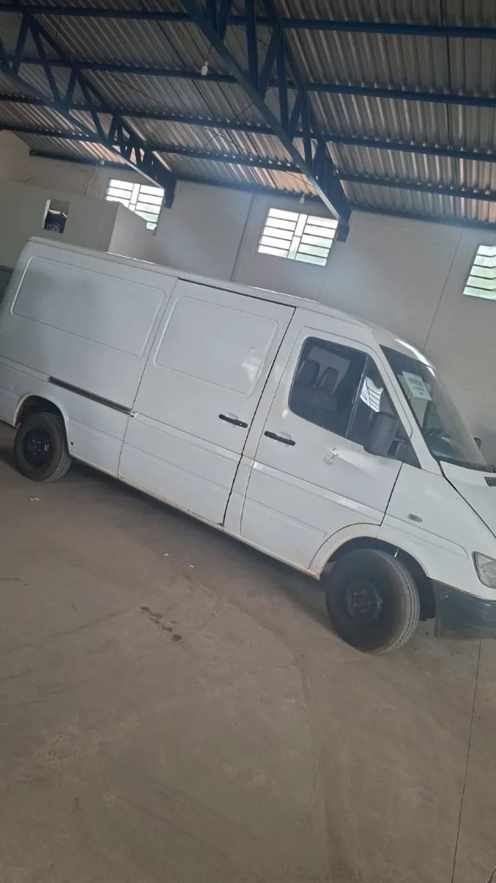 Mercedes-Benz Sprinter 310 Van STD 12e14l/luxo 9l.dies 1998 - Foto 2