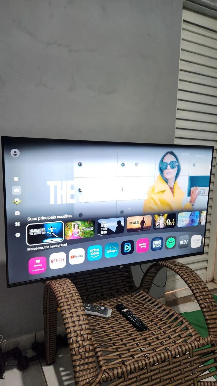 Smart tv dled nova na caixa
