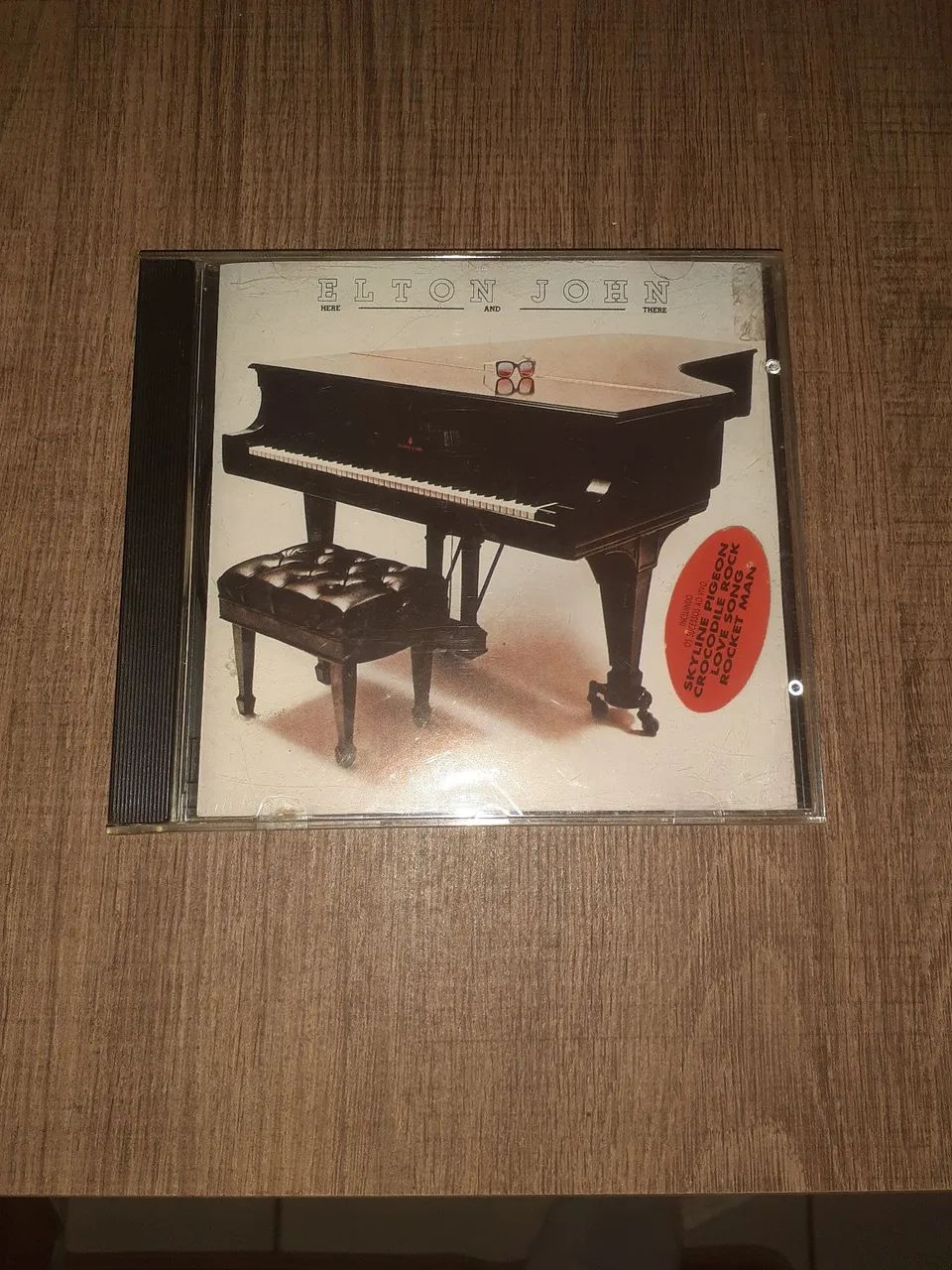 CD ELTON JOHN HERE AND THERE