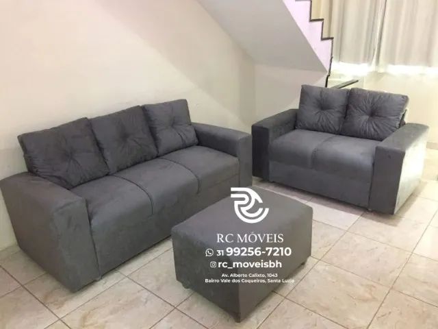 Sofá 2 e 3 pessoas com Puff Material suede D33 Confortável Direto da Fábrica - Foto 3