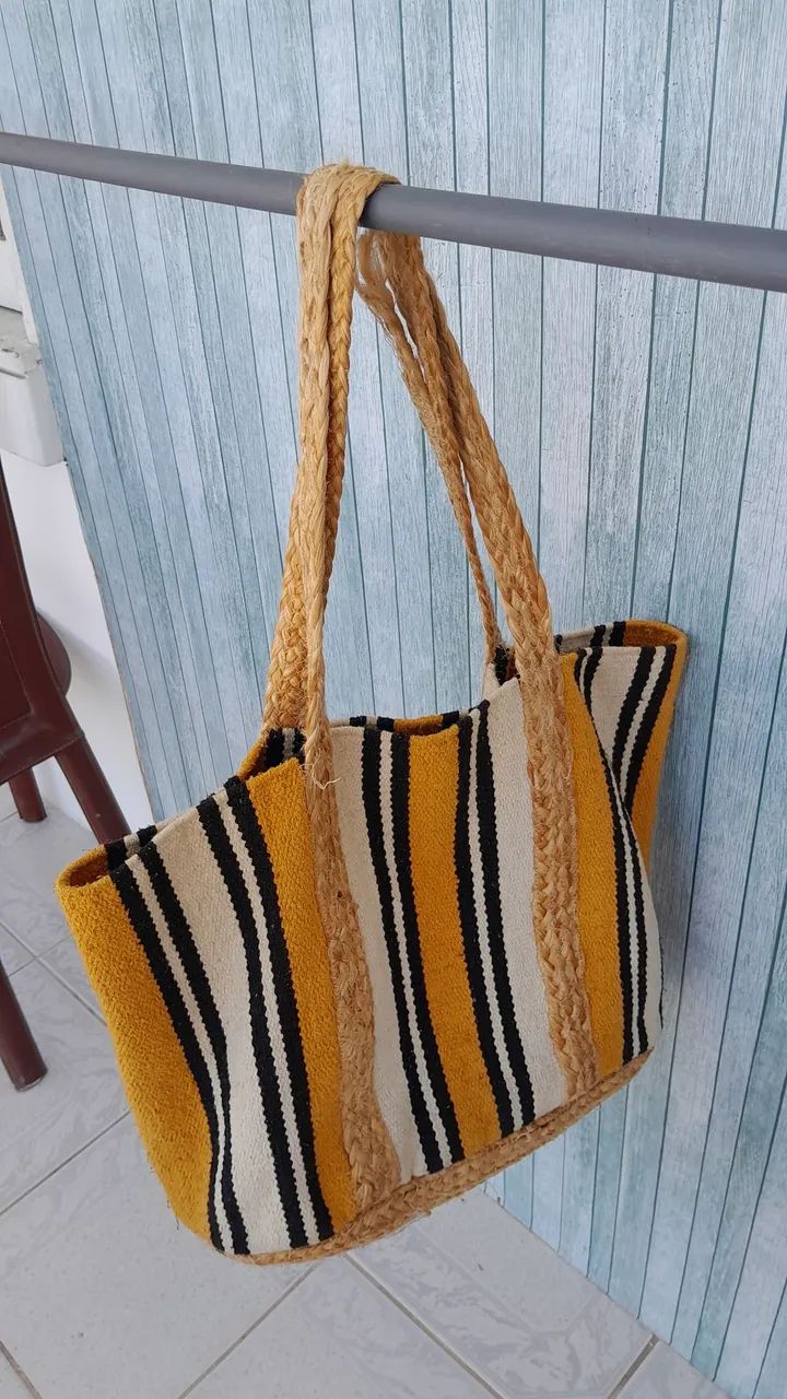 Bolsa Ninca usada. - Foto 4
