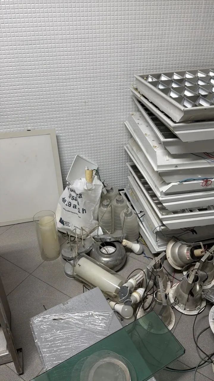 FIM DE OBRA - MATERIAL ELÉTRICO À VENDA! - Foto 2