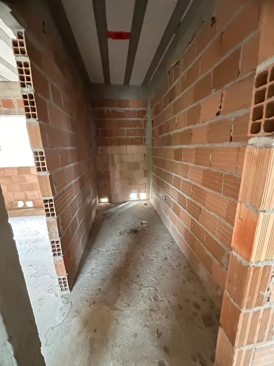 VENDO CONDOMÍNIO INACABADO NA ORLA - Foto 4