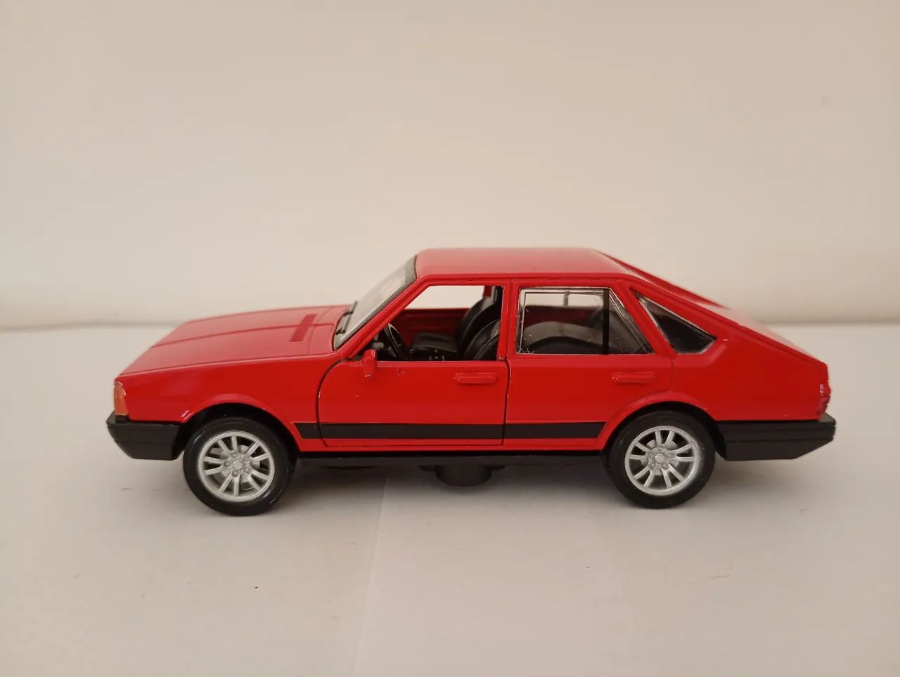 Miniatura - VW Passat 04 Portas - Foto 2