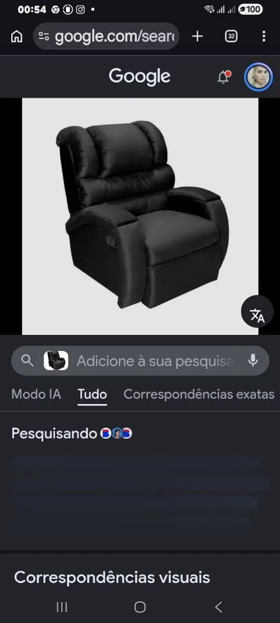 Poltrona giratória reclinável 