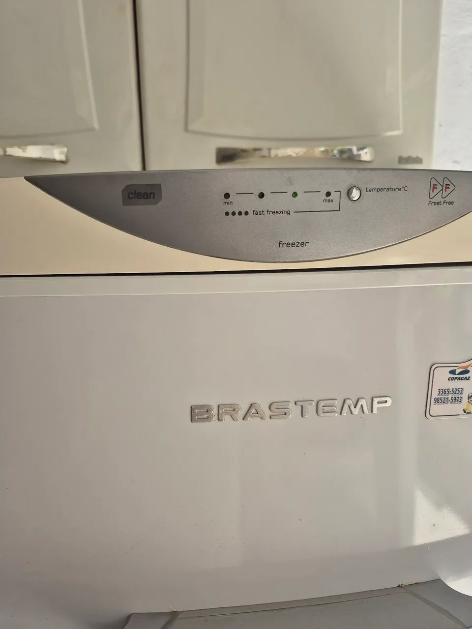 Vendo freezer vertical.  - Foto 4