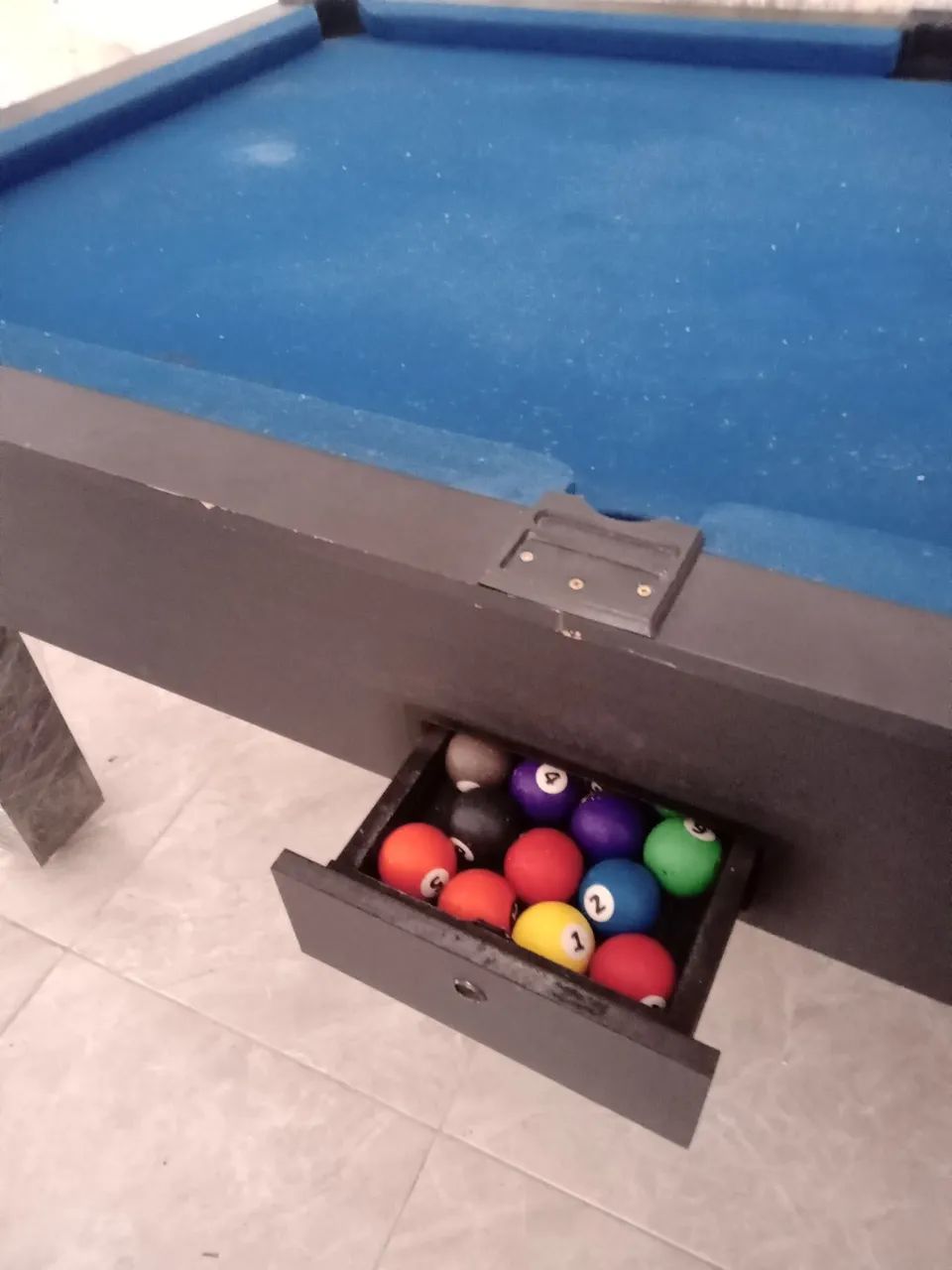 Vende-se mesa de sinuca em ótimo estado