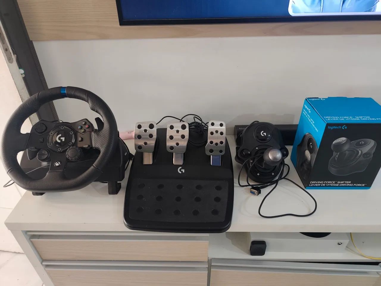 Volante Logitech G923 com Câmbio - Foto 3