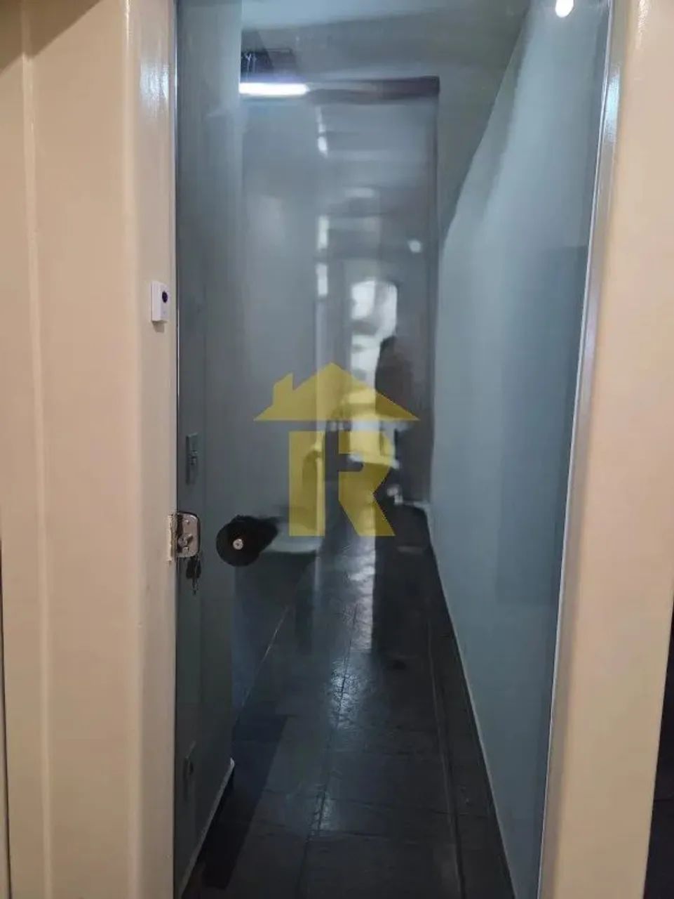 Oportunidade imperdível: Sala comercial à venda no Centro de São José do Rio Preto-SP, com - Foto 9