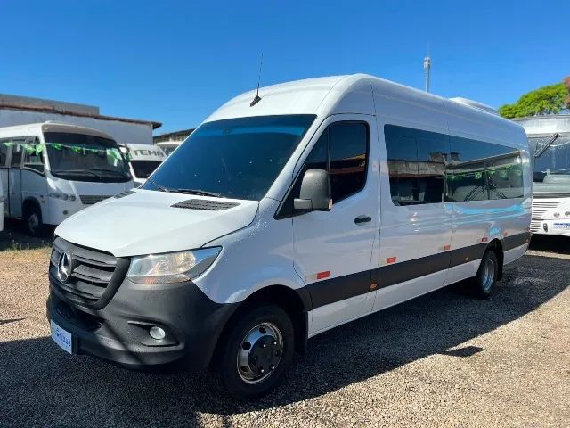 Disponível na Bilu Ônibus I/M.Benz 516 Sprinter A4; Ano 2020/2021; Completa; Revisada; 