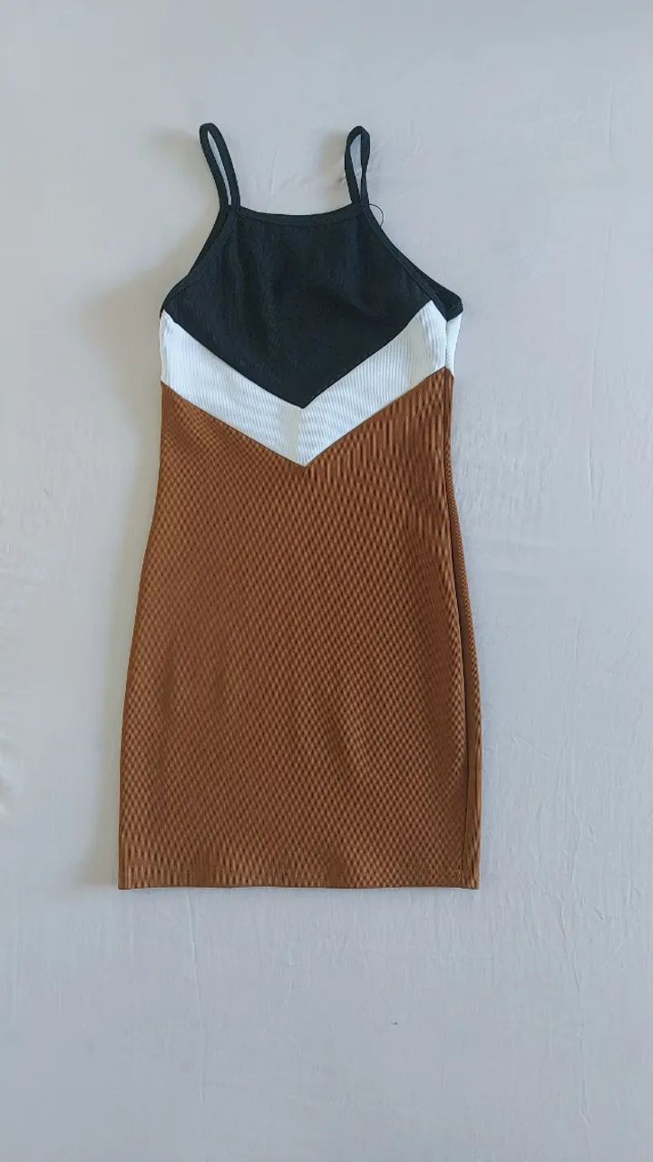 Lote de roupas femininas - Foto 4