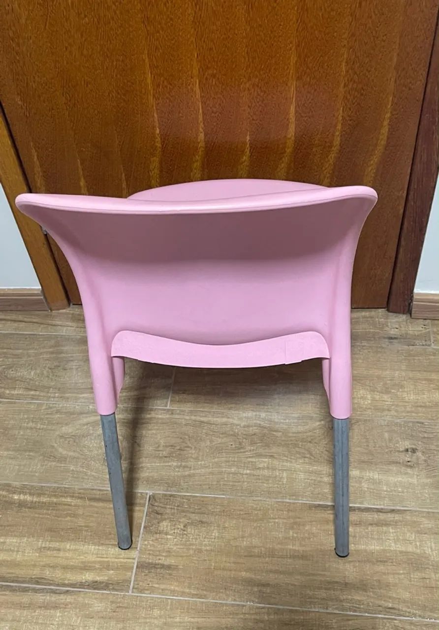 Cadeira Rosa - Foto 2