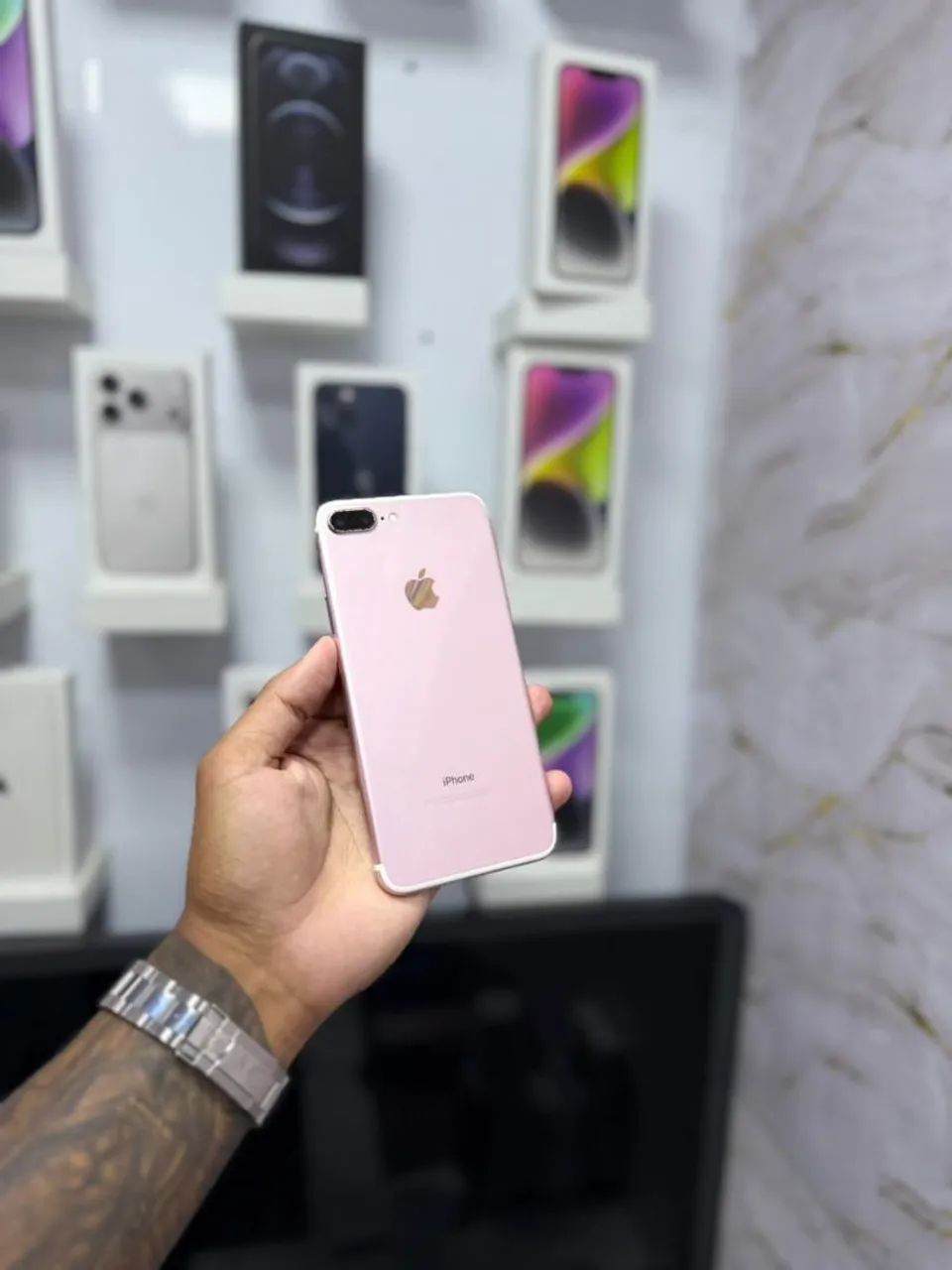 IPHONE 7 PLUS 128GB ROSE<br>R$ 450,00 - Foto 2