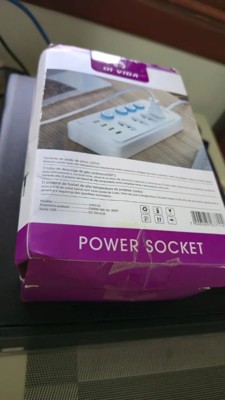 Extensão de Energia Moderna com USB - Novo - Foto 4