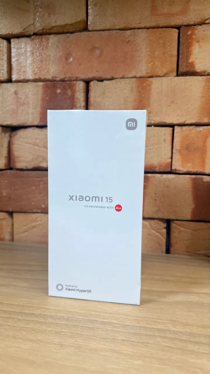 Celular Xiaomi 15 novo. Ler anúncio 
