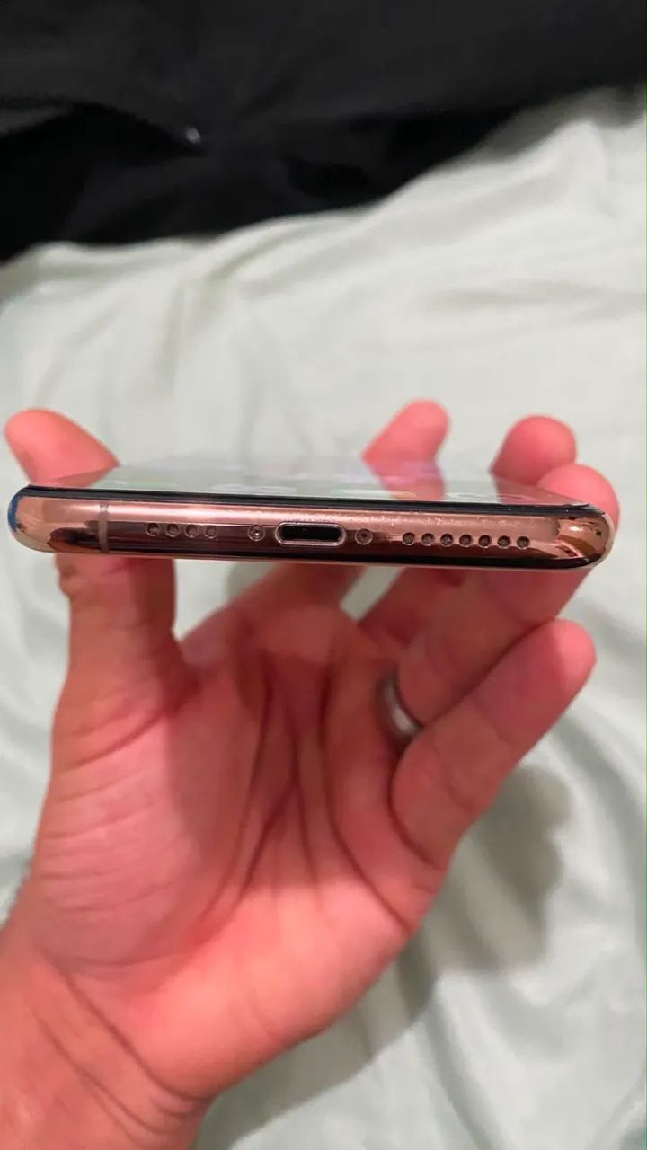 iPhone 11 Pro Max 512GB  Bateria 100% trocada tem 2 meses  Tela original  Com Face ID   - Foto 5