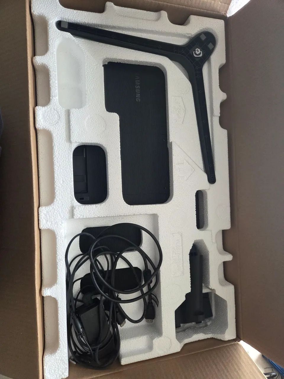 Monitor gaming Samsung T35F - Foto 2