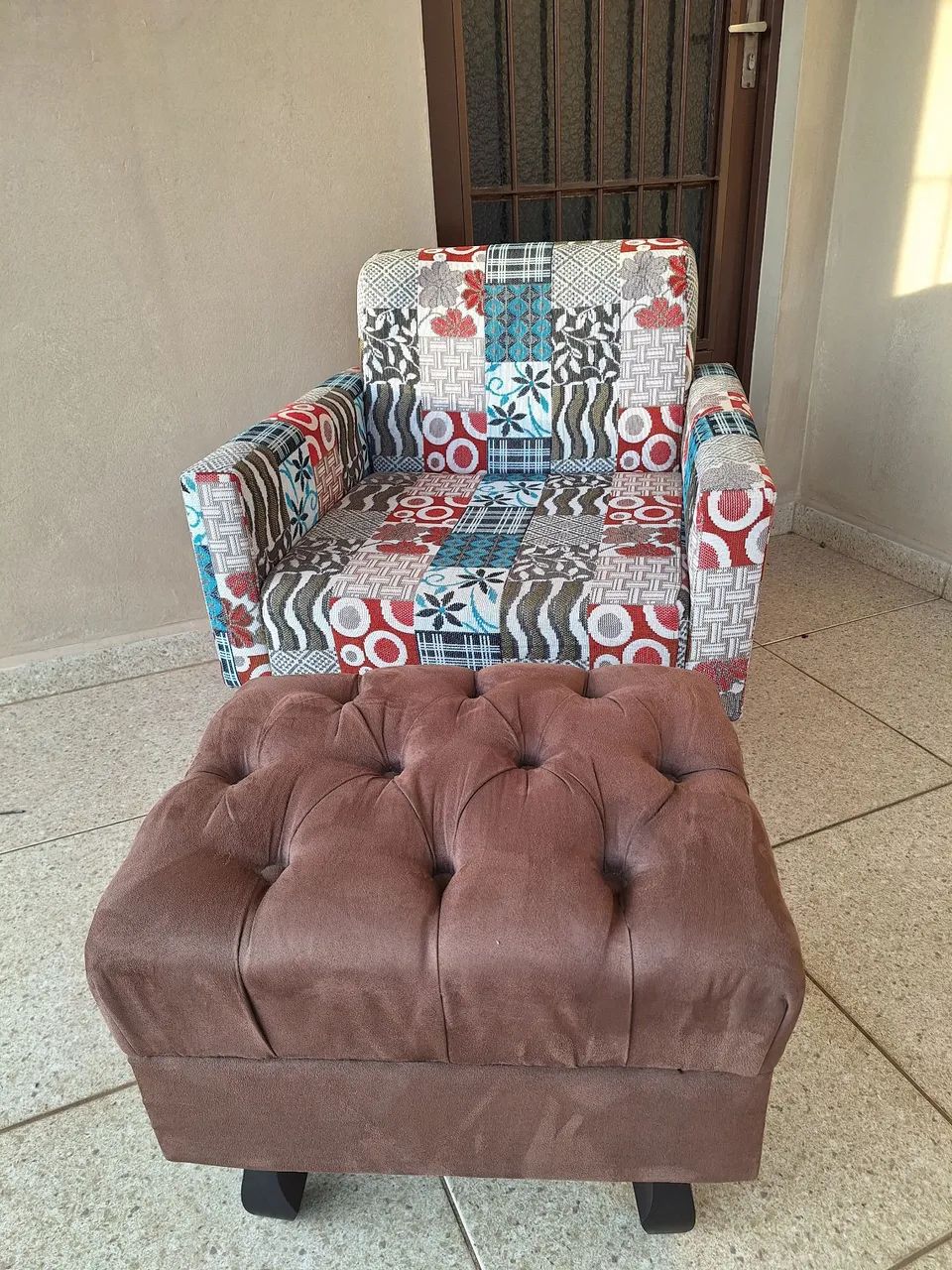 Venda de poltrona com puff - Foto 4