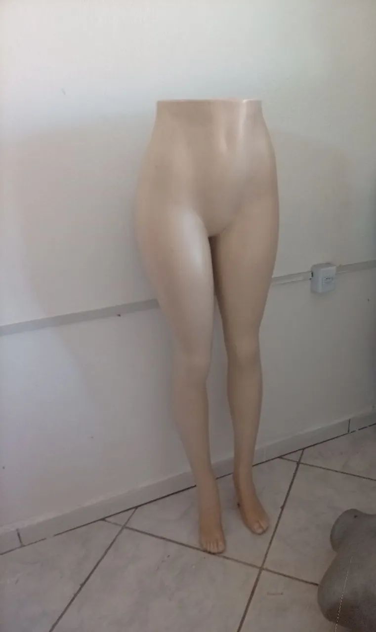 Manequins feminino 1/2 corpo, perna e bumbum usados  - Foto 5
