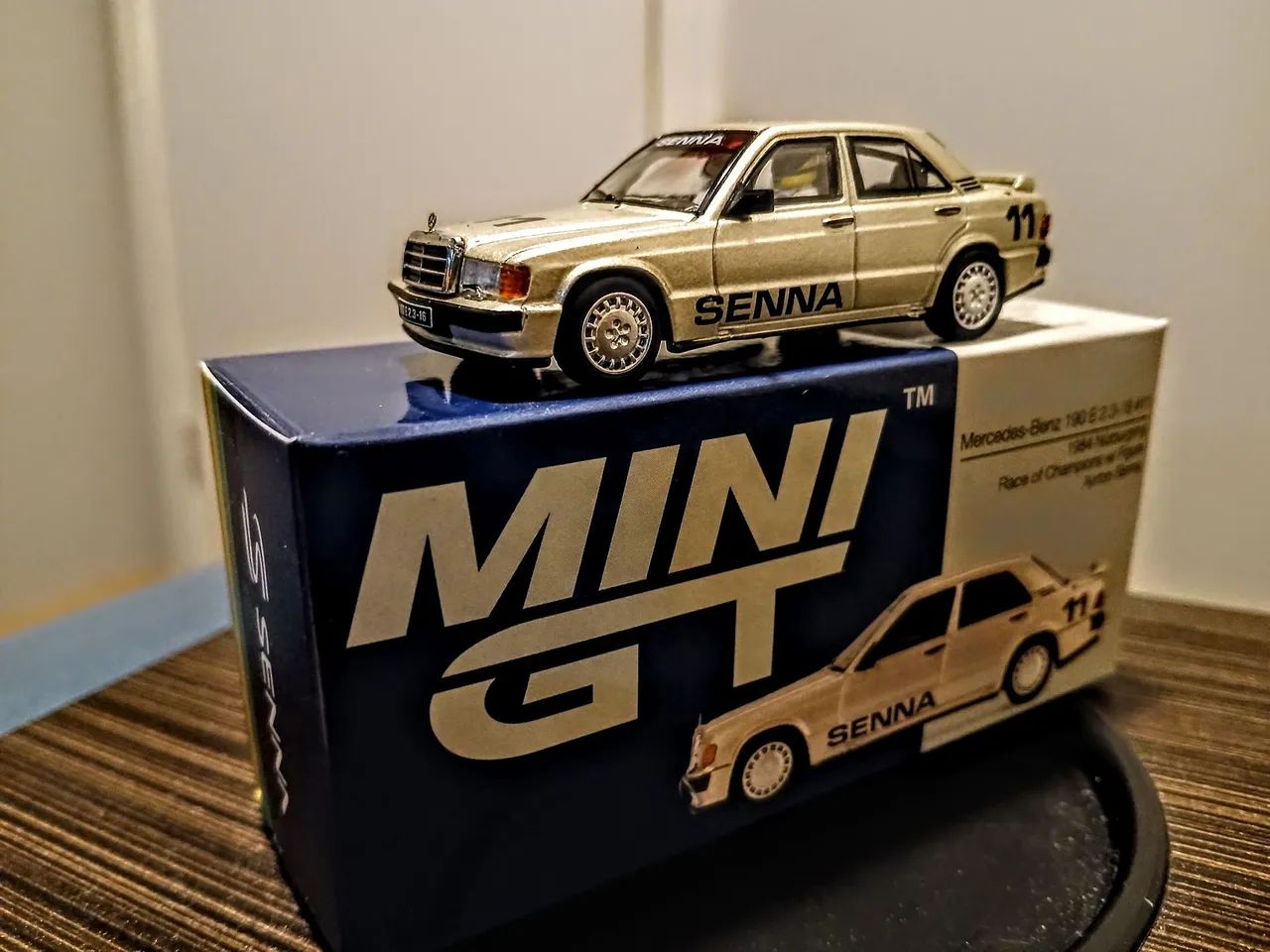 ミニカー Ayrton Senna Mercedes-Benz 190E 1/43 Ayrton Senna Mercedes-benz 190e 2.3 16v W201 Minichamps 1/43