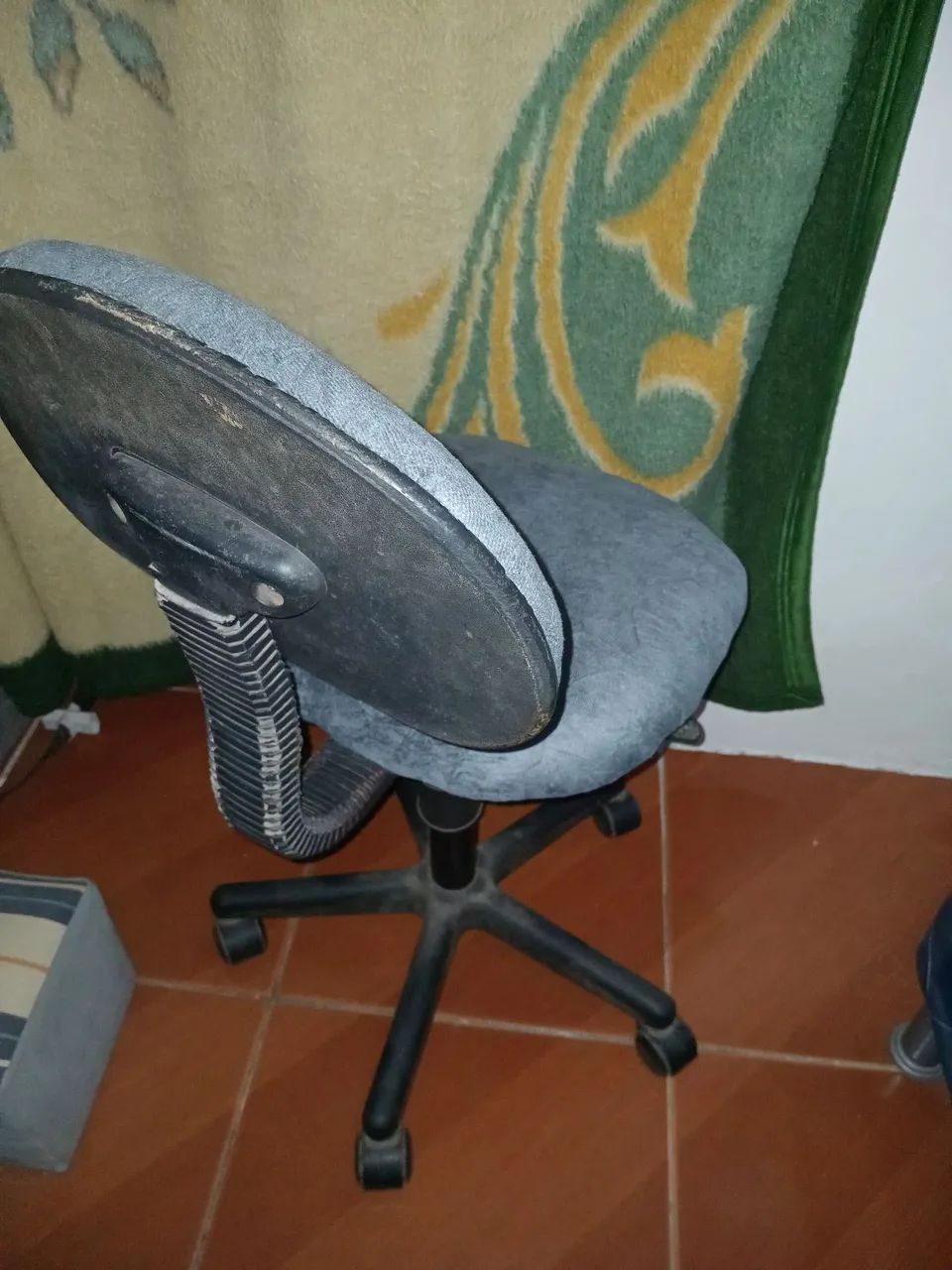 Cadeira giratória  - Foto 4
