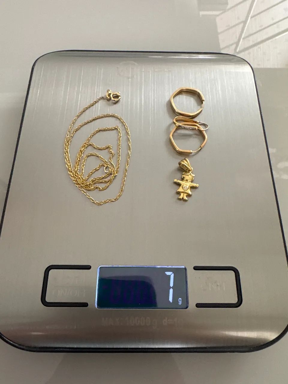 Peças de ouro 18k 7g brilhantes 