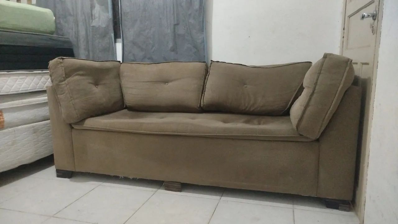 Sofá 3 lugares, entrega grátis 