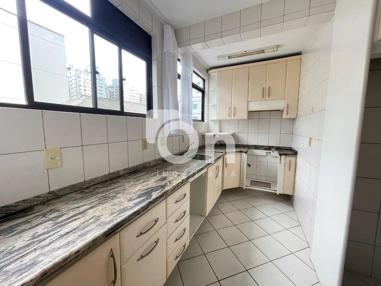 Apartamento de 3 dormitórios no Centro - Foto 5