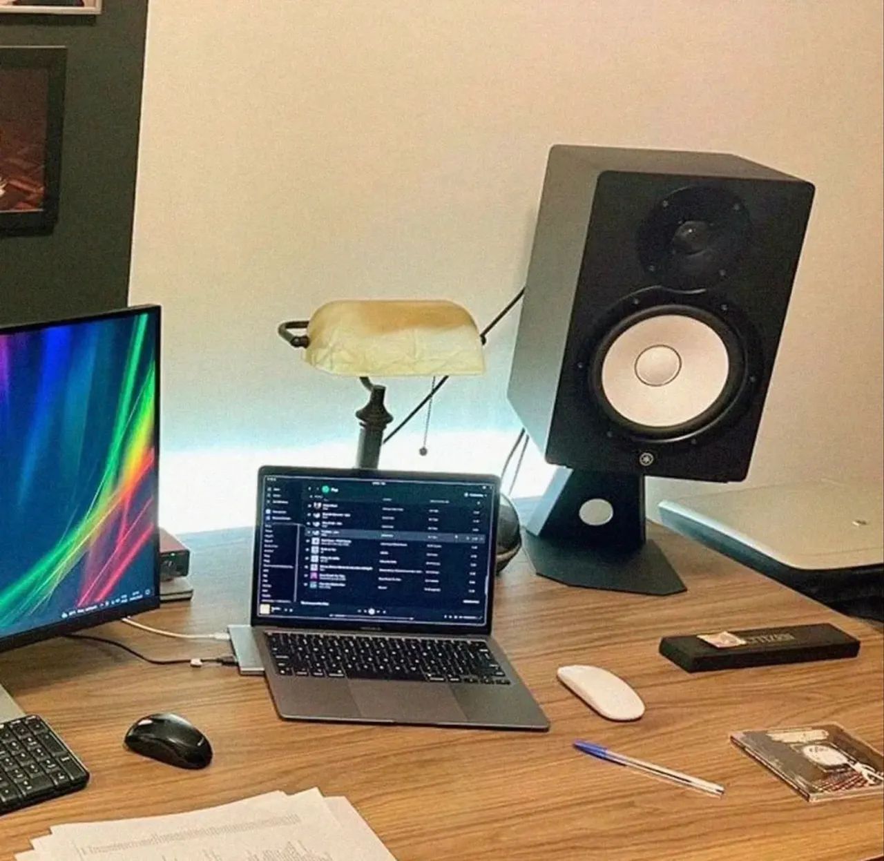 Par de Suporte Monitor Referencia 8 Polegadas para Yamaha Hs8 Adam Rokit Krk e outros