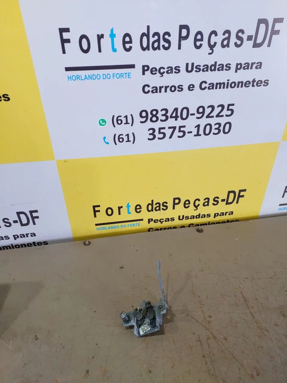 Fechadura Trava Tranca Do Capô Capú Do Renault Kwid 2017/20 - Foto 2