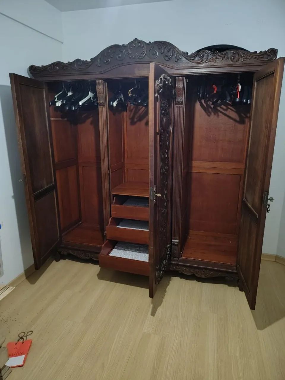 Roupeiro antigo - Foto 2