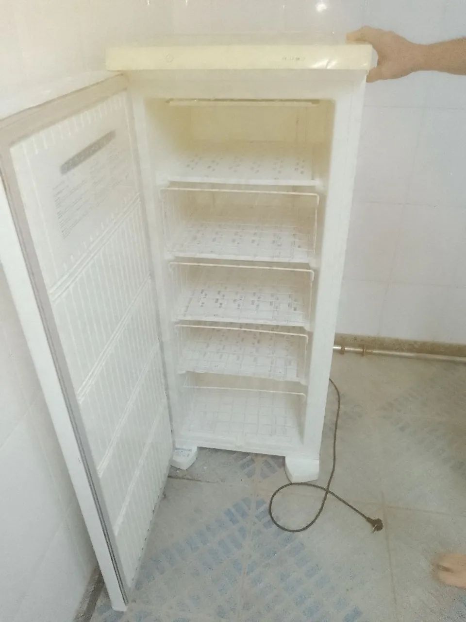 Freezer vertical Electrolux  - Foto 2