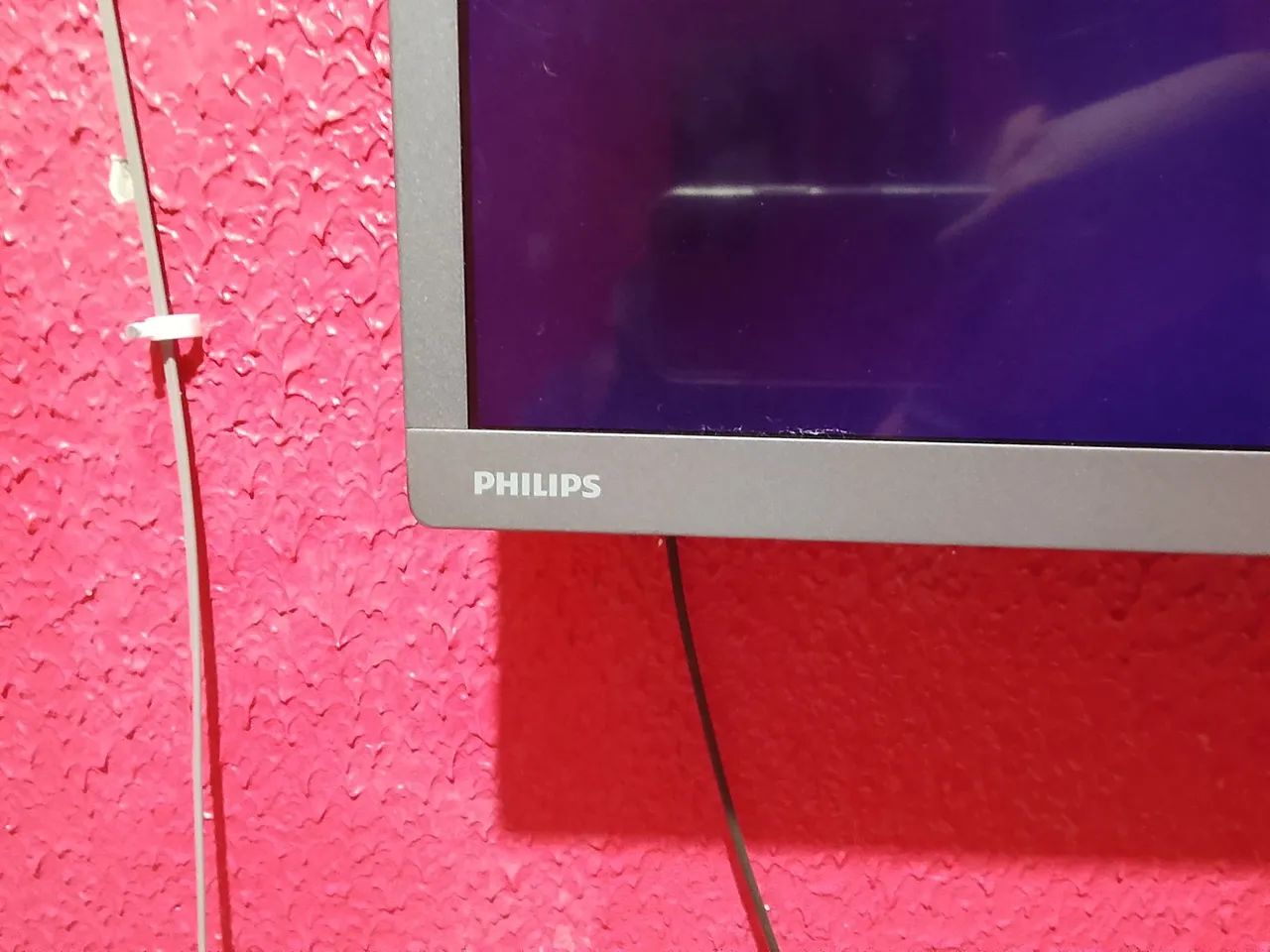 Vendo essa tv 70 polegadas  - Foto 2