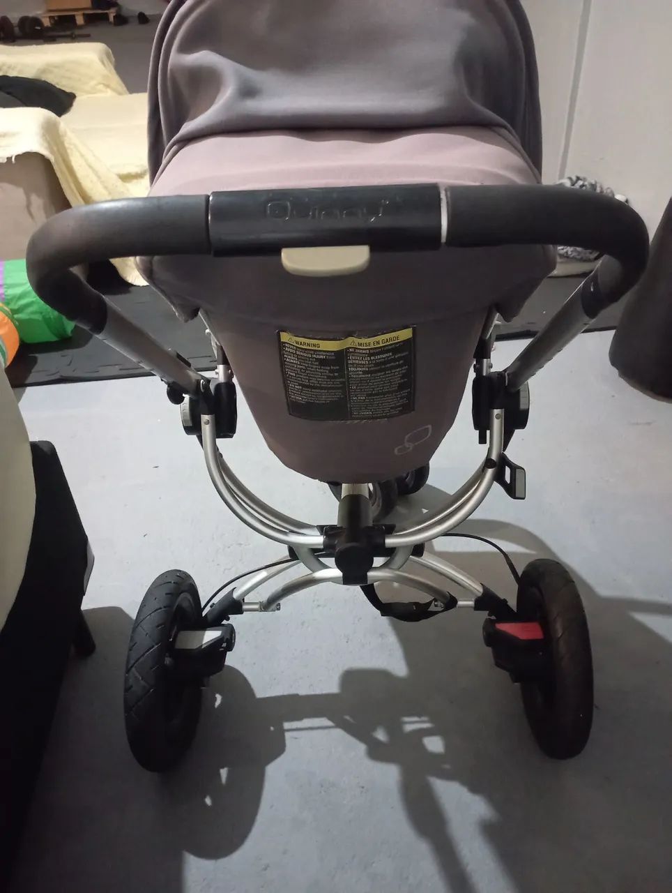 Carrinho de bebê marca Quinny  - Foto 3