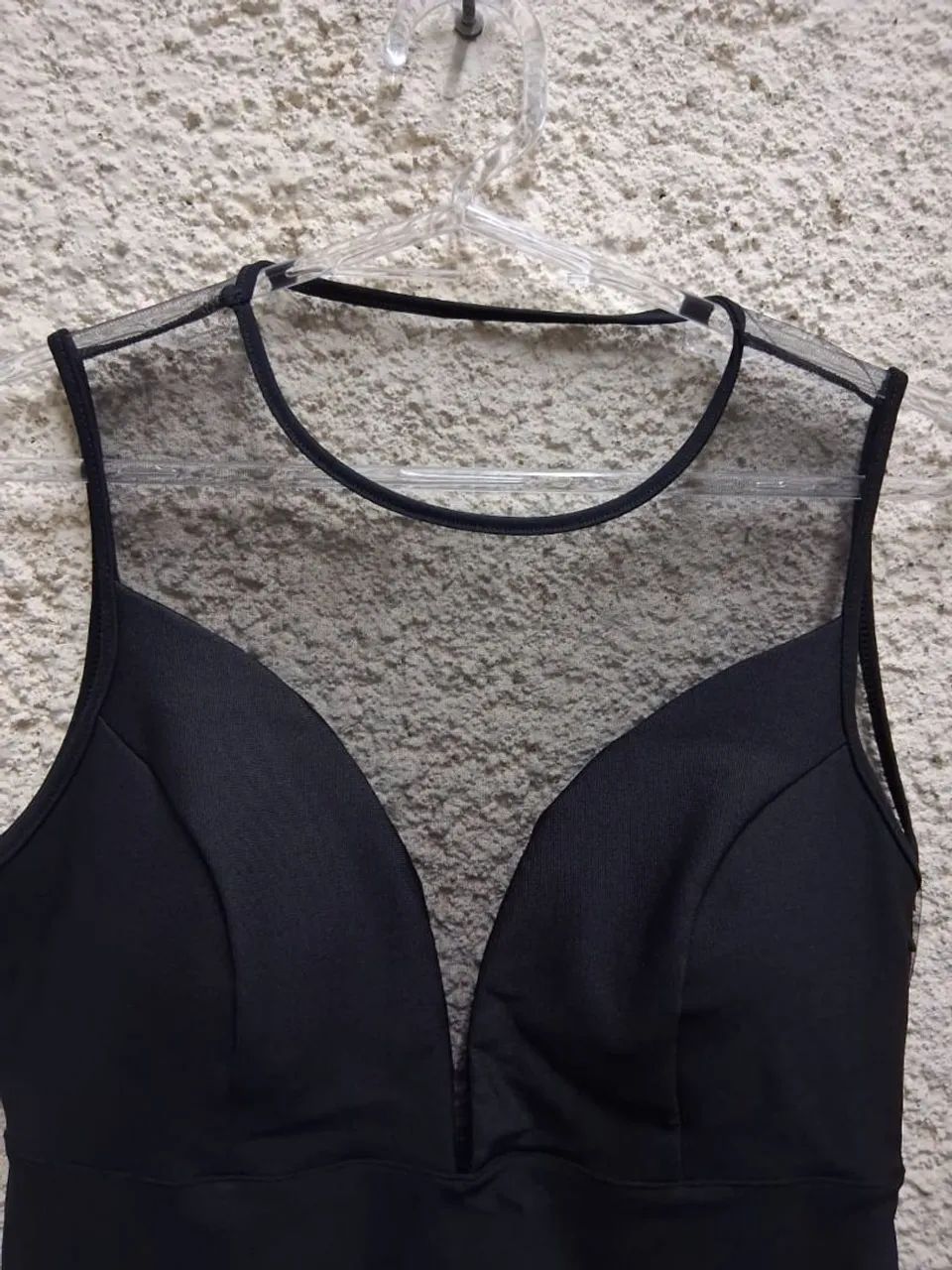 Vestido em V Preto - M - Foto 2