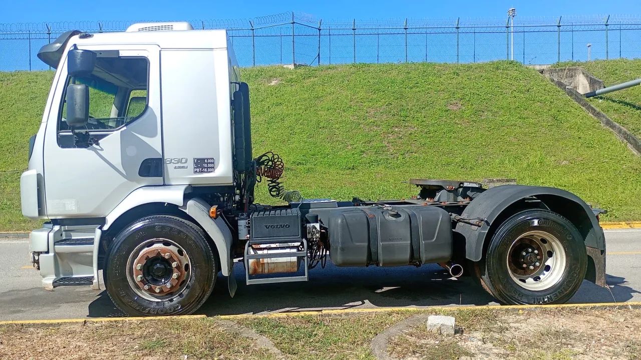 CAVALO - VOLVO - VM 330 - 4x2 - AUTOMÁTICO  - Foto 5