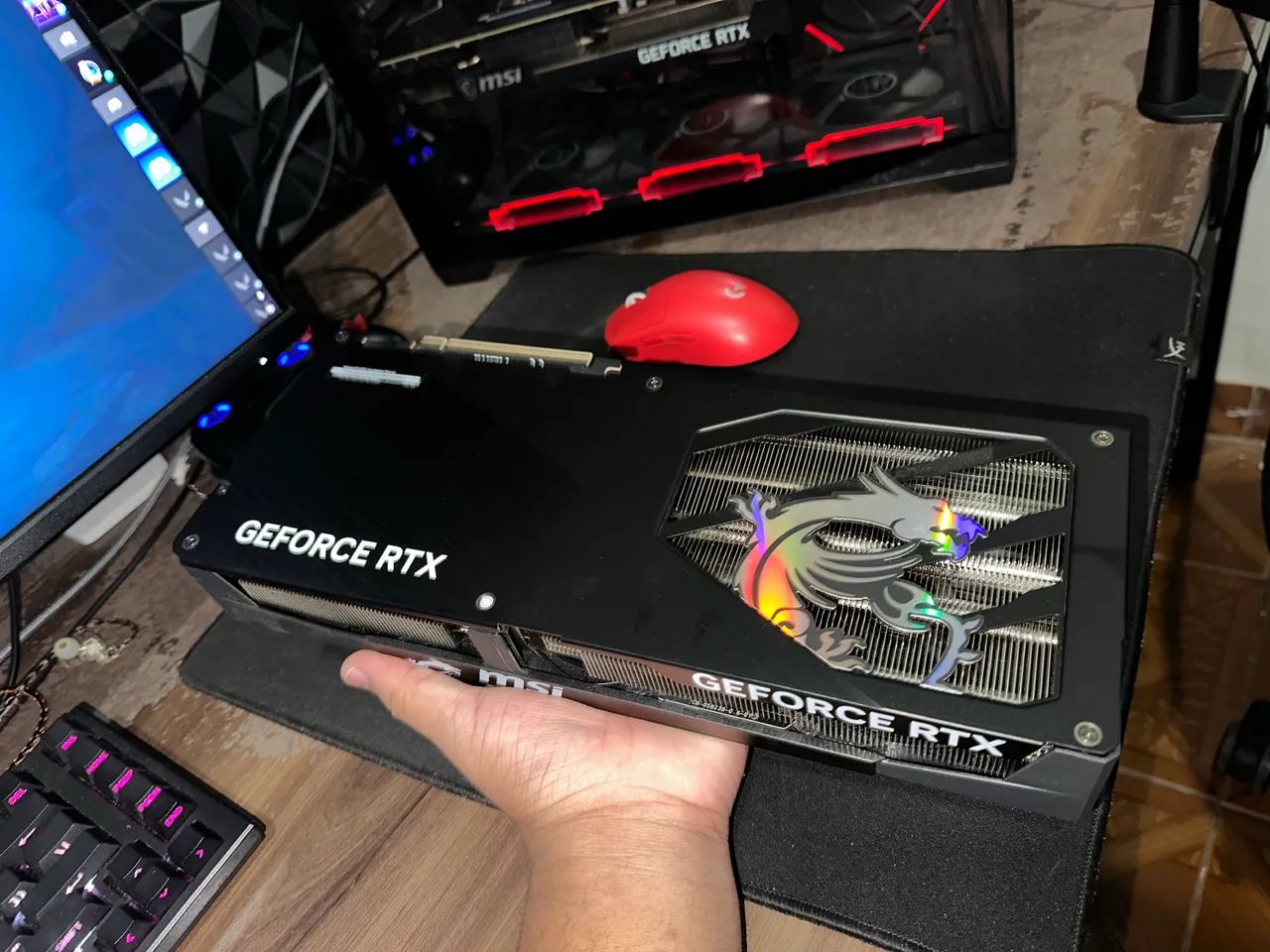 Rtx 5070 MSI gaming trio  - Foto 2