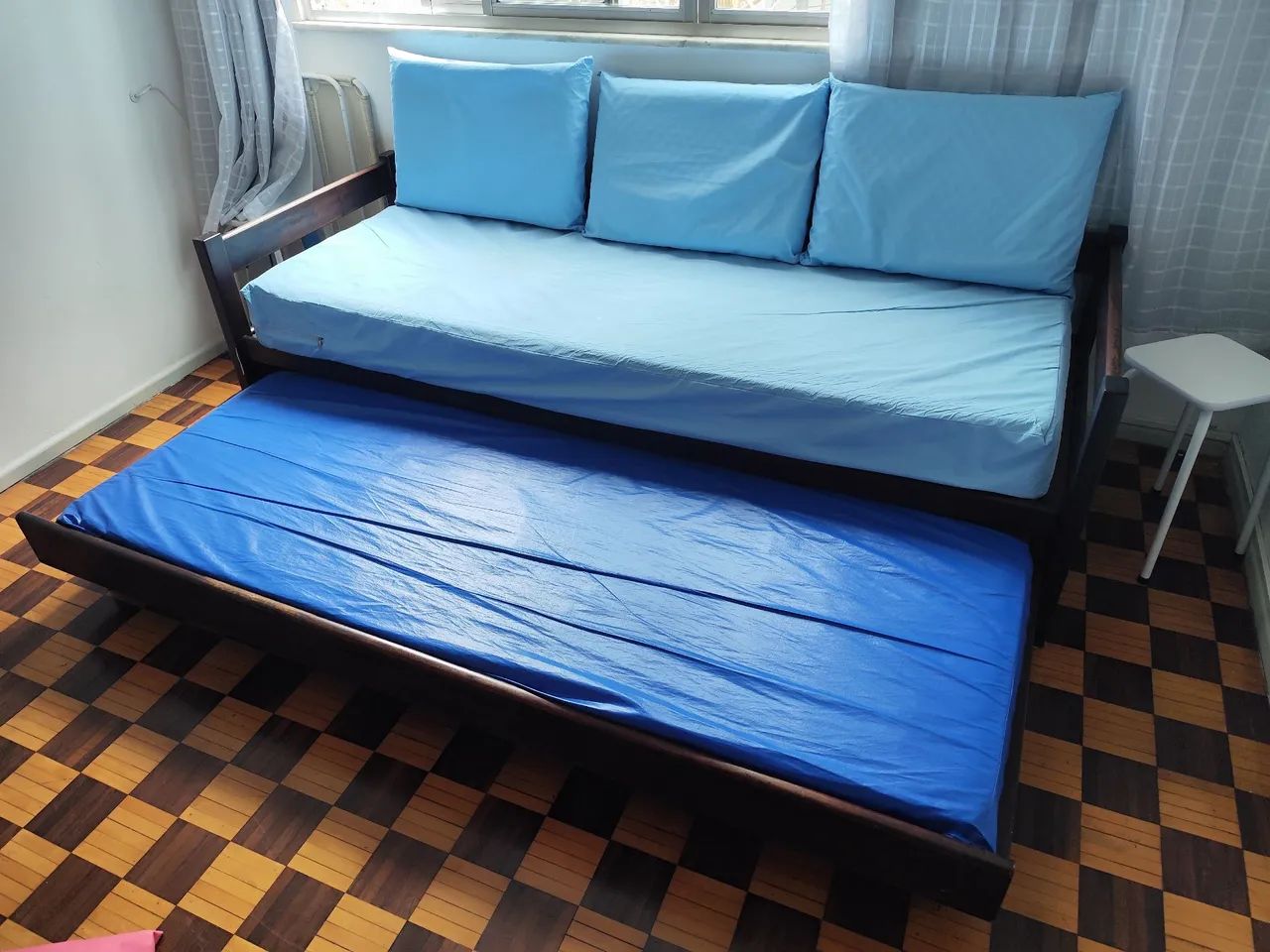 Solid wood sofa bed65576096647297124