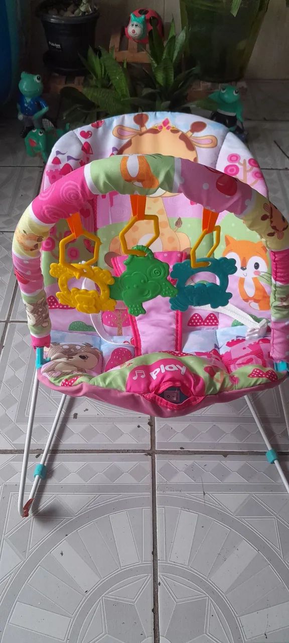 Cadeira de balanço para bebê nova - Foto 2