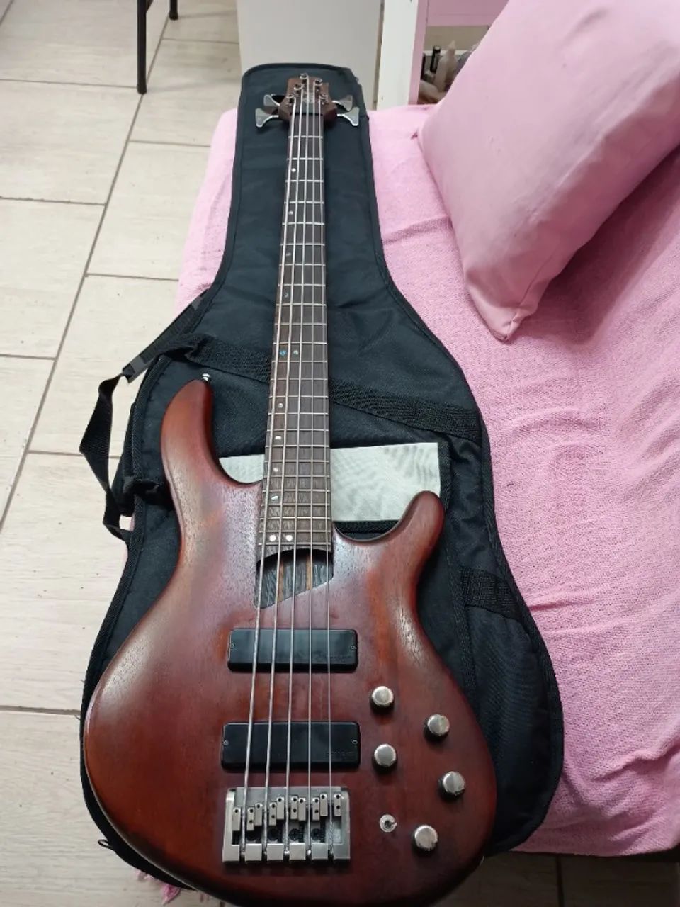 Contrabaixo Cort B5 5 cordas - Foto 4